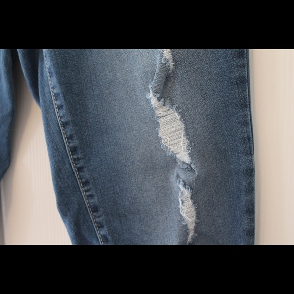 Altar’d State Jean - Picture 3 of 3